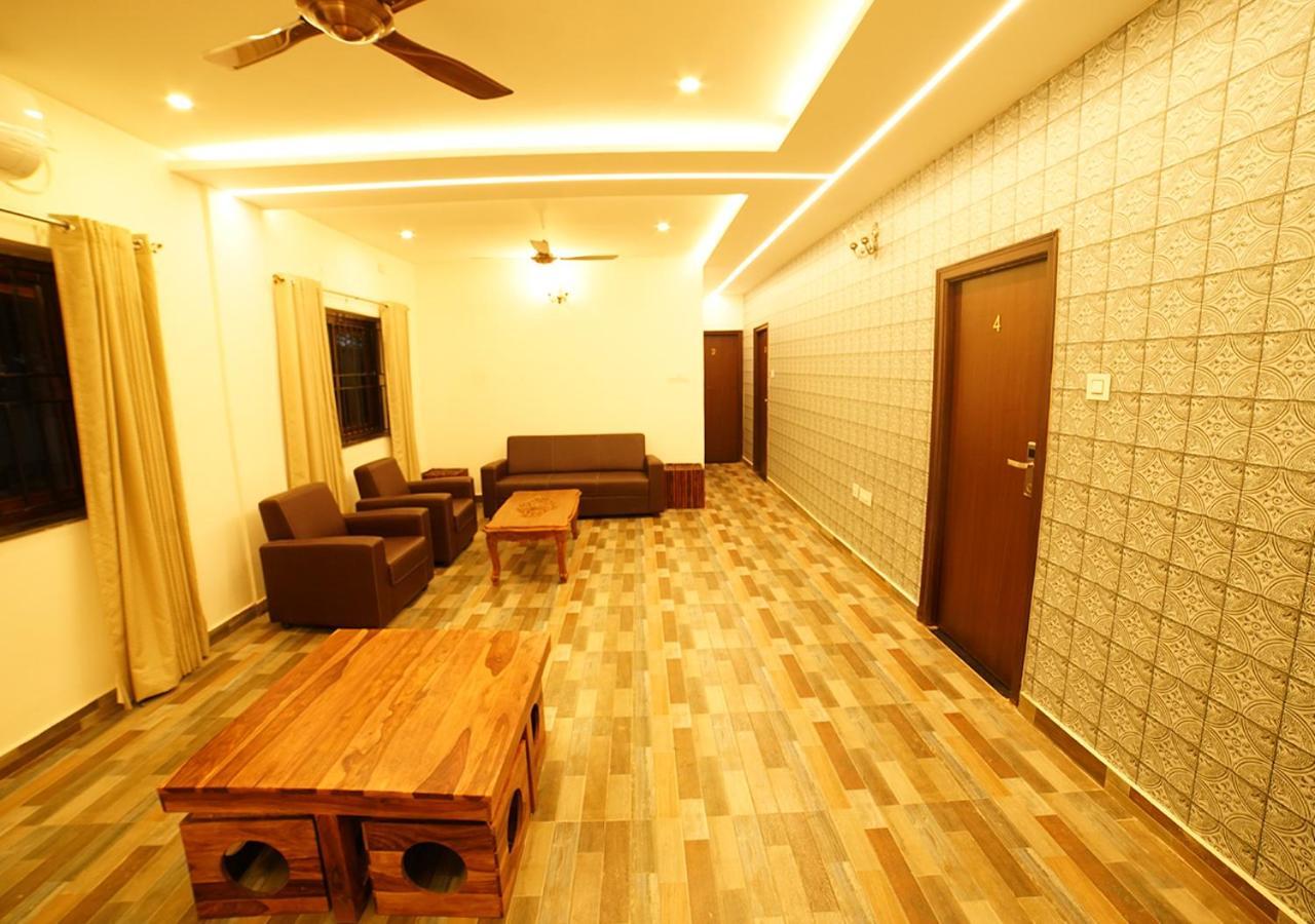 Brown Town Resort & Spa Hyderabad Eksteriør billede